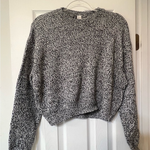Divided Sweaters - Grey/black h&m sweater